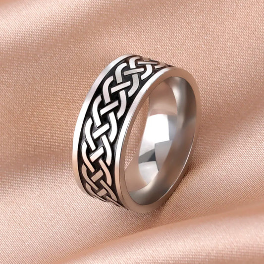 Skyrim Vintage Irish Celtics Knot Ring for Men Women Stainless Steel Couple Cool Finger Rings Party Jewelry Gift 2023 New